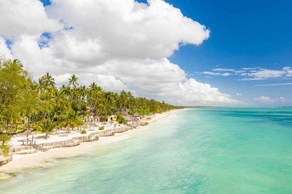 TUI BLUE BAHARI ZANZIBAR