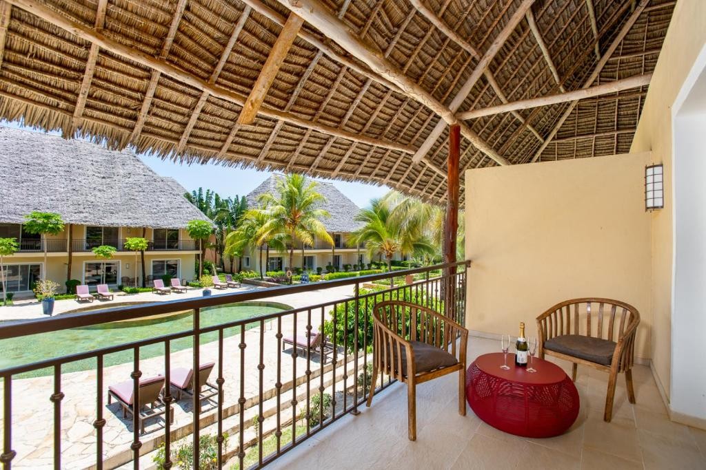 TUI BLUE BAHARI ZANZIBAR