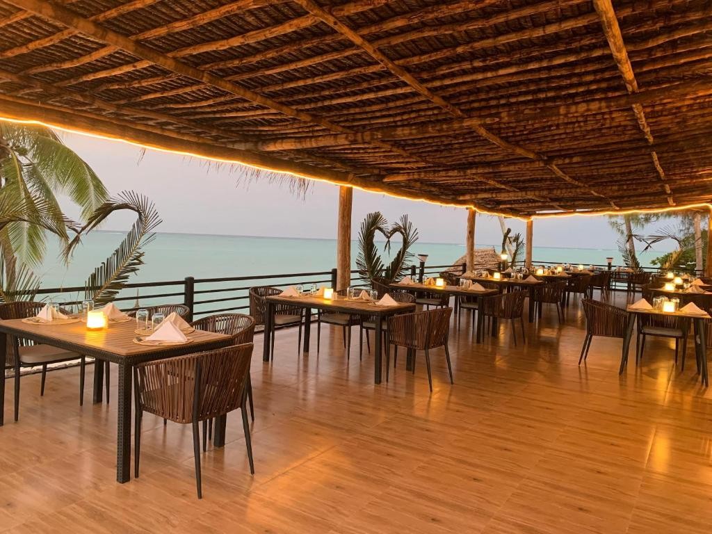 ROYAL MANDARIN HOTEL AND RESORT