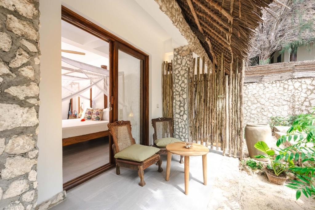 MVUVI BOUTIQUE RESORT