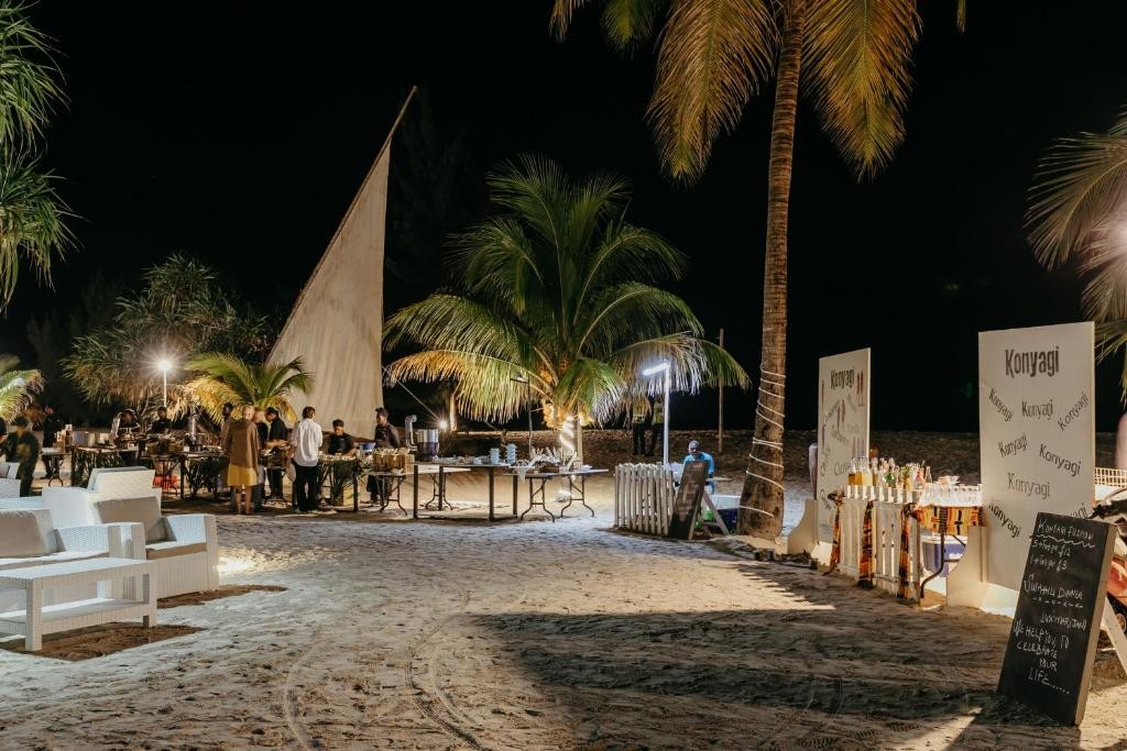 LUX MARIJANI ZANZIBAR