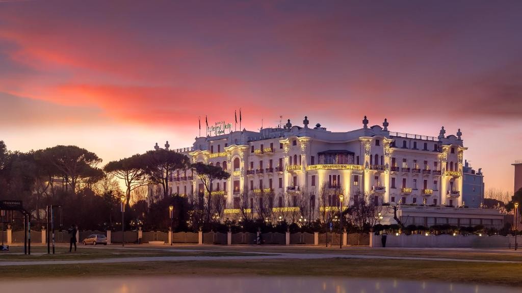GRAND HOTEL RIMINI