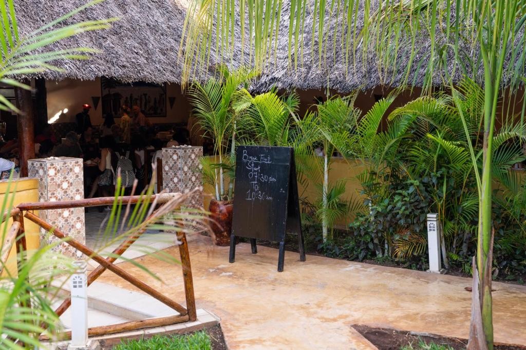 MALIKA NUNGWI HOTEL