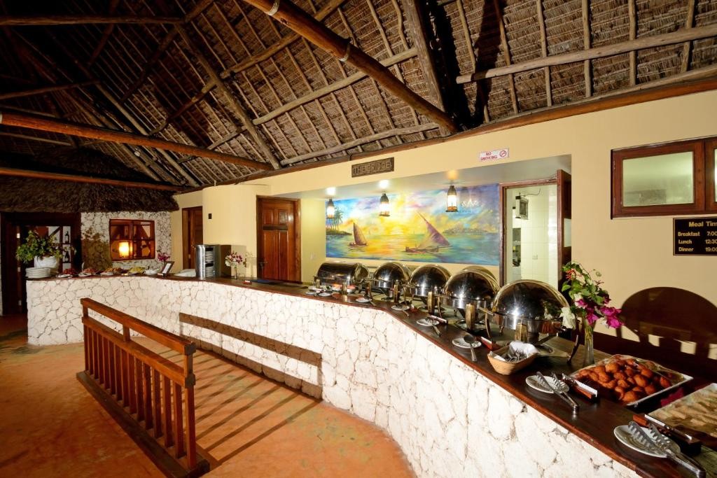 KENA BEACH HOTEL