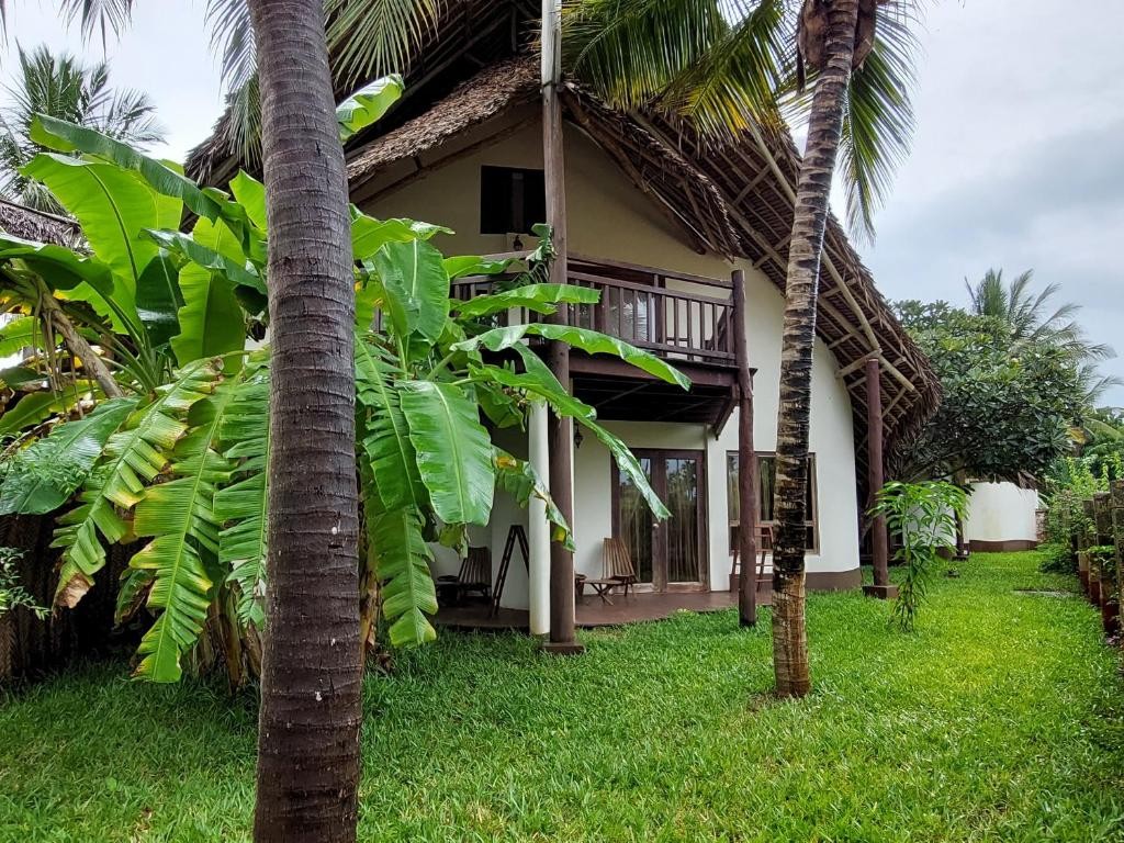 KENA BEACH HOTEL
