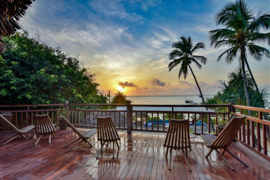 KENA BEACH HOTEL
