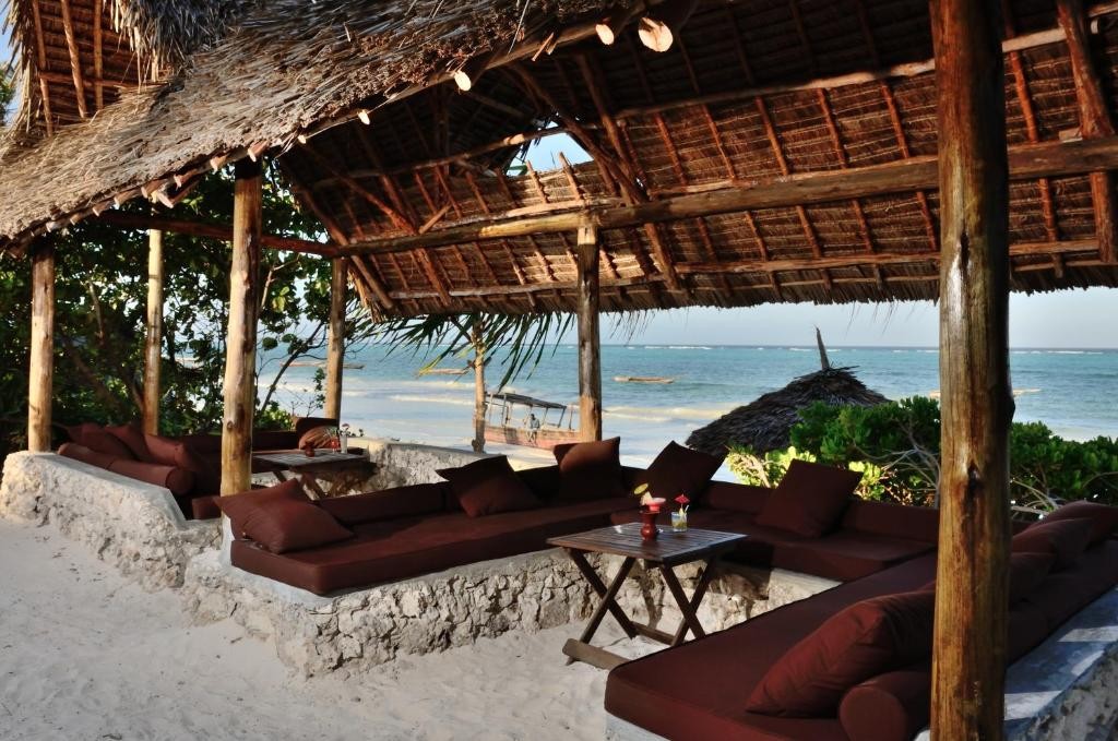 KENA BEACH HOTEL