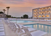 Barcelo Ponent Beach