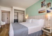 Barcelo Ponent Beach