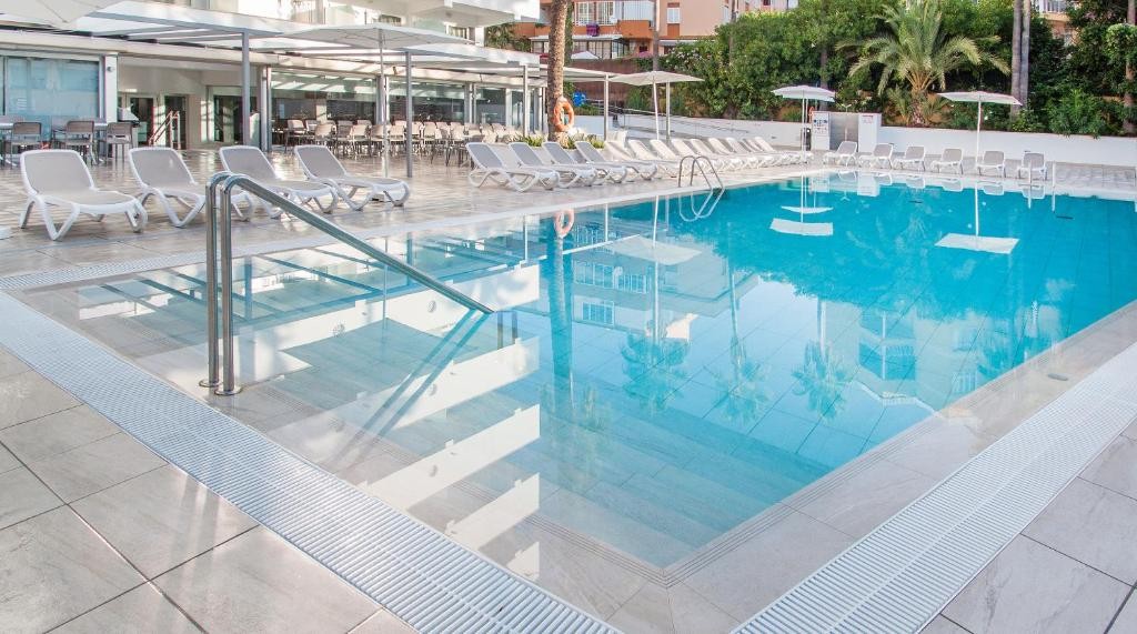 Globales Panama (Adults Only from 16 y.o.)