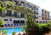 Hotel Guya Wave