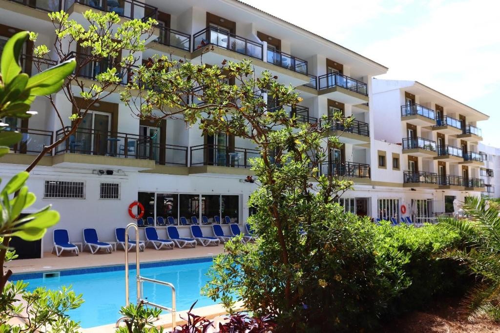 Hotel Guya Wave
