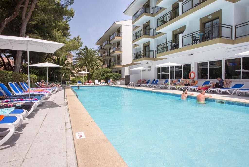 Hotel Guya Wave