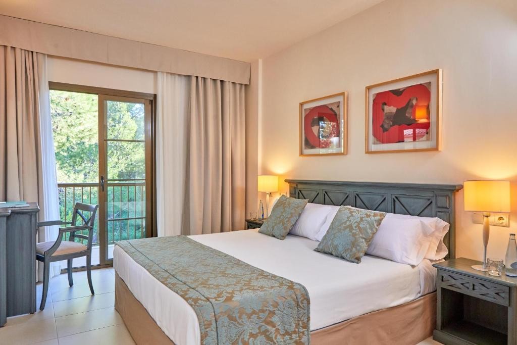 Zafiro Cala Mesquida & Spa