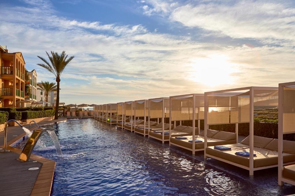 Zafiro Cala Mesquida & Spa