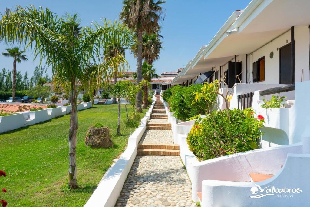 ALBATROS RESIDENCE - BRIATICO