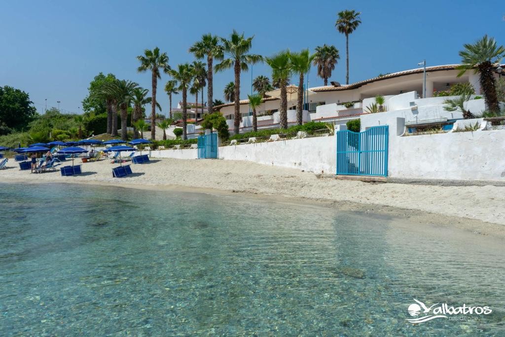ALBATROS RESIDENCE - BRIATICO