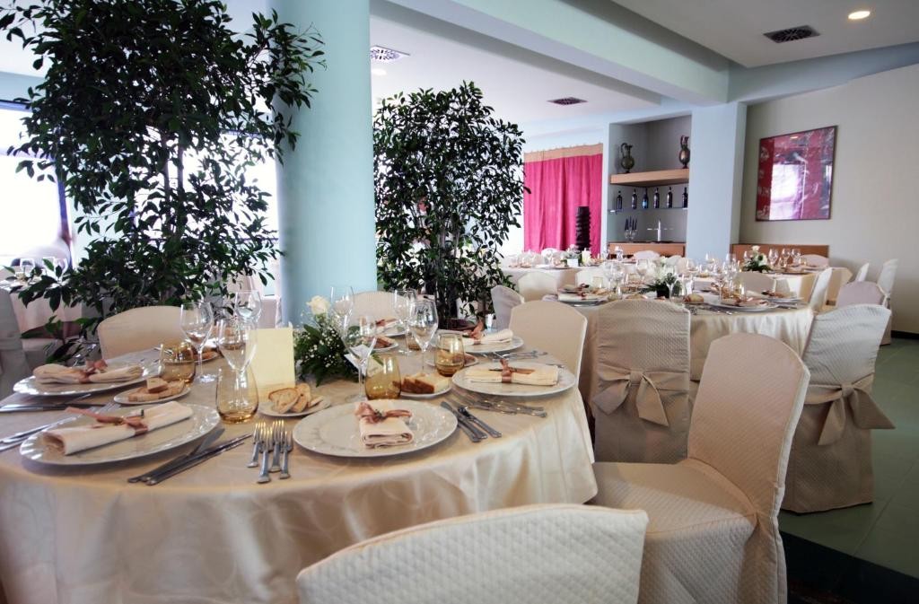 RADA SIRI HOTEL