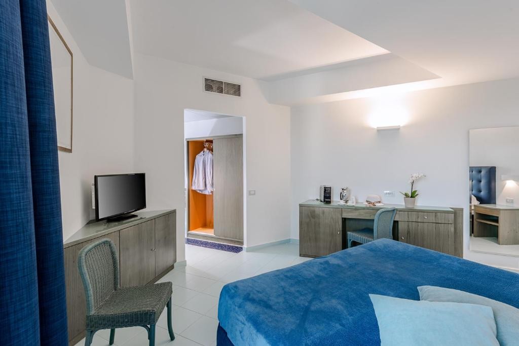 RADA SIRI HOTEL