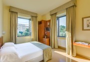 RADA SIRI HOTEL