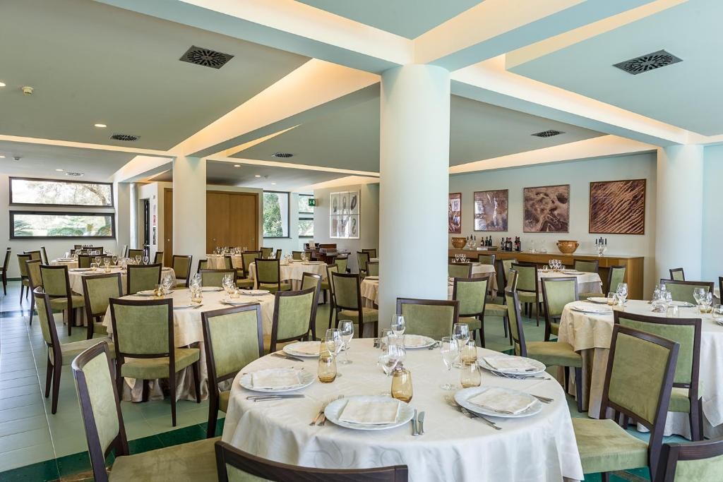 RADA SIRI HOTEL
