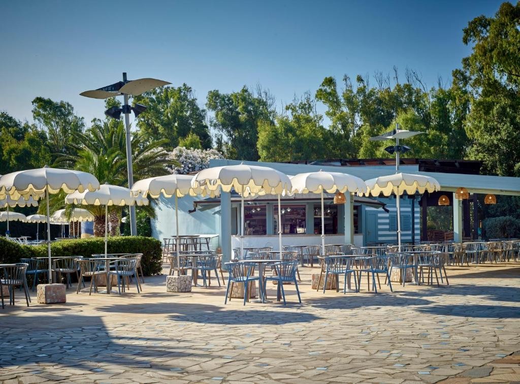 SERENE RESORT- CUTRO
