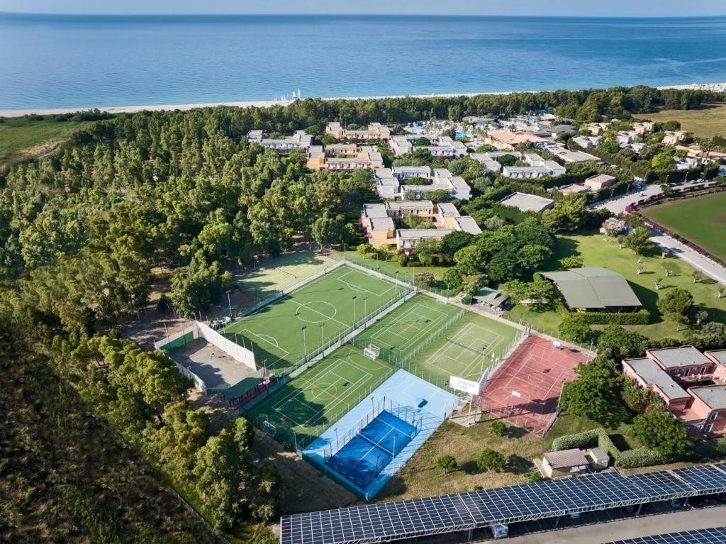 SERENE RESORT- CUTRO