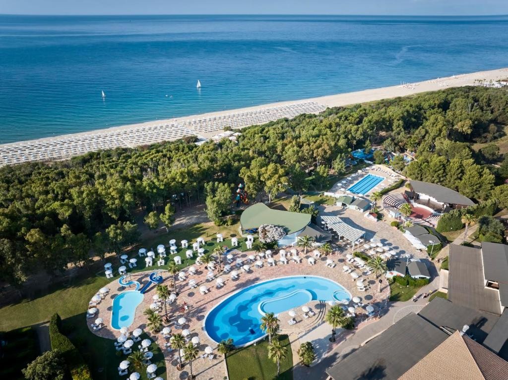 SERENE RESORT- CUTRO
