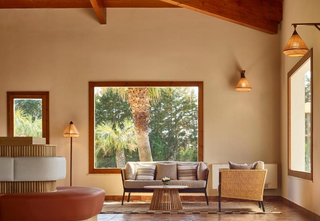 SERENE RESORT- CUTRO