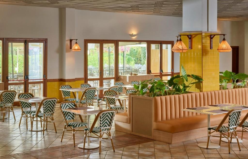 SERENE RESORT- CUTRO