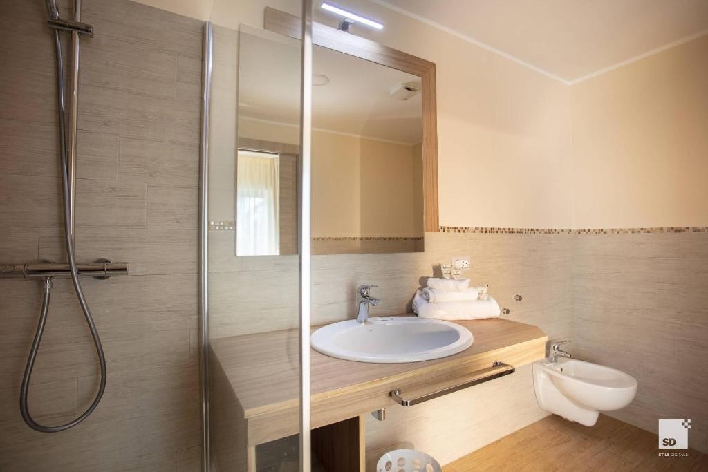 TONICELLO HOTEL RESORT & SPA
