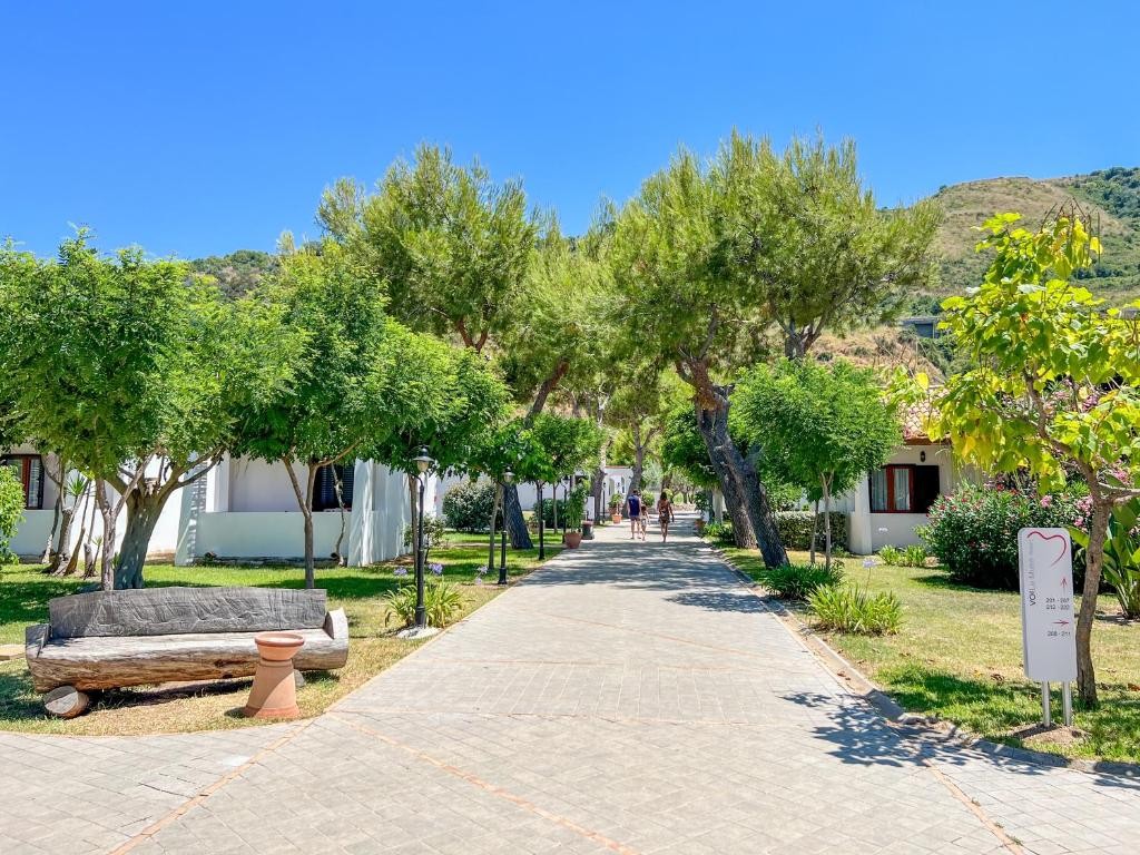 VOI ESSENTIA LE MUSE RESORT - ZAMBRONE
