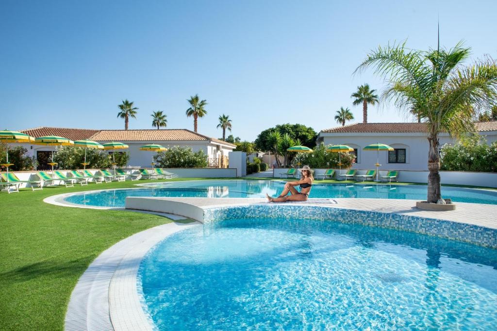 VOI ESSENTIA LE MUSE RESORT - ZAMBRONE