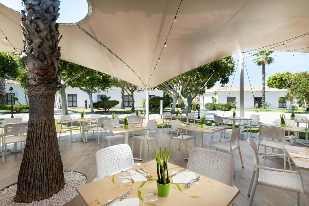 VOI ESSENTIA LE MUSE RESORT - ZAMBRONE