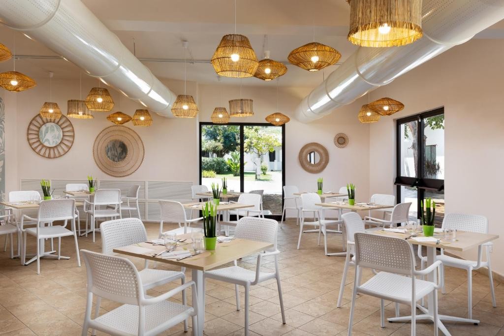 VOI ESSENTIA LE MUSE RESORT - ZAMBRONE