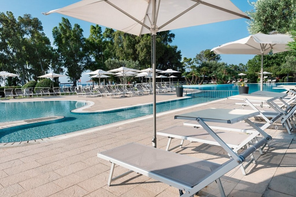 VOI FLORIANA RESORT - SIMERI CRICHI