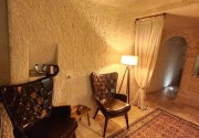MEMORIES CAVE HOUSE