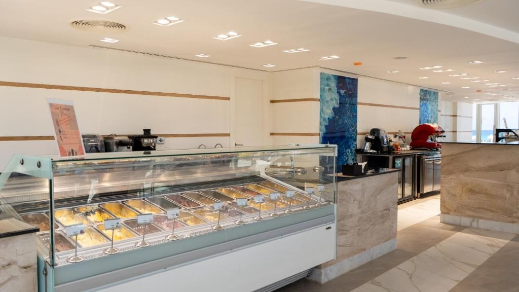 Cleopatra Luxury Resort – North Coast