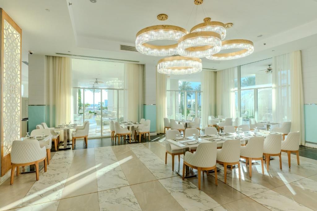 Cleopatra Luxury Resort – North Coast