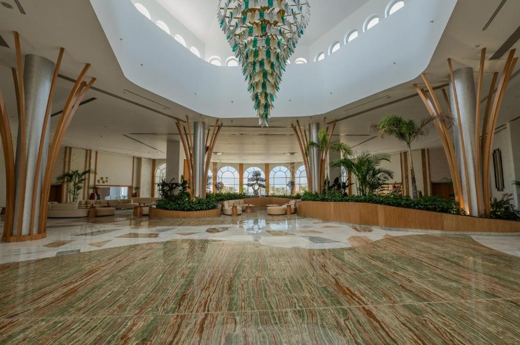 Cleopatra Luxury Resort – North Coast