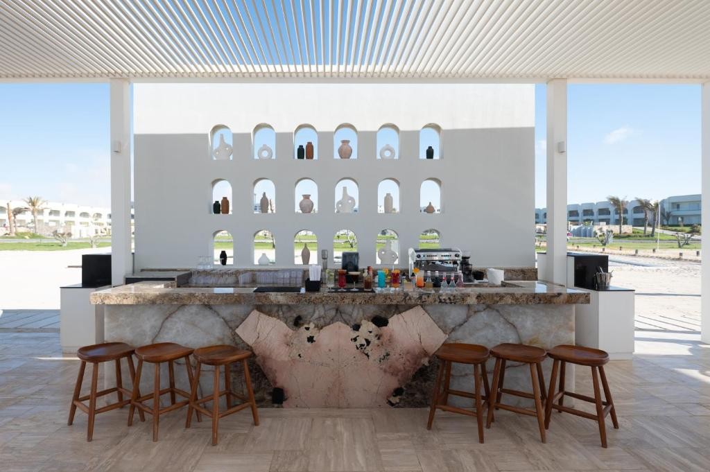 Cleopatra Luxury Resort – North Coast