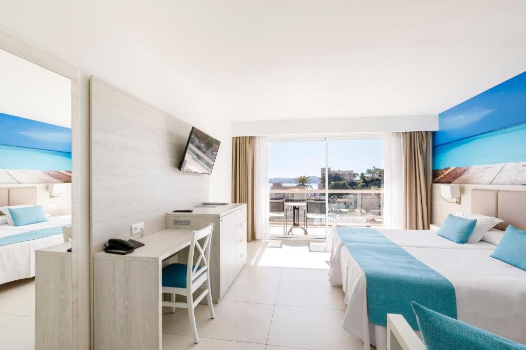 Paguera Beach Aparthotel
