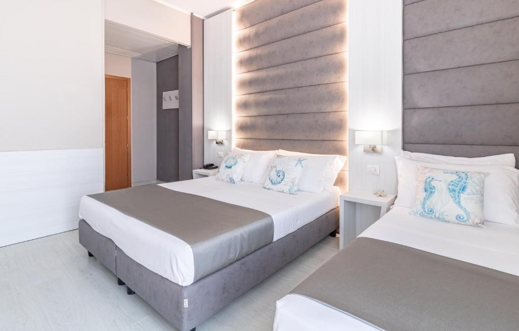 HOTEL BIANCAMANO - RIMINI