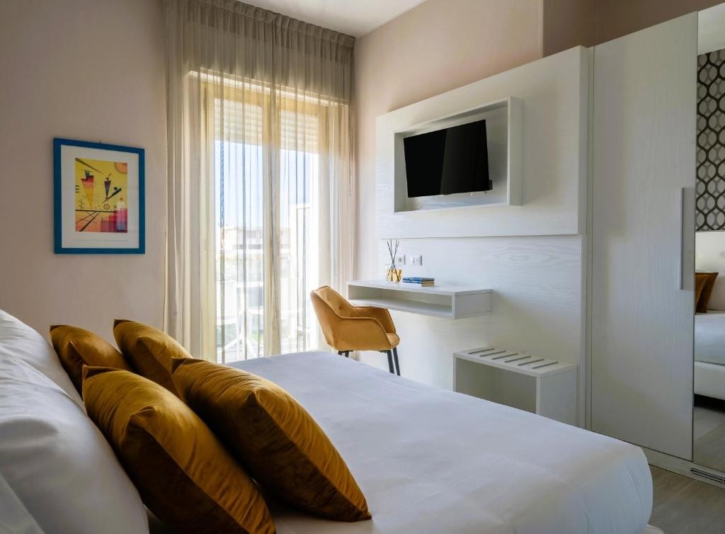 HOTEL BIANCAMANO - RIMINI