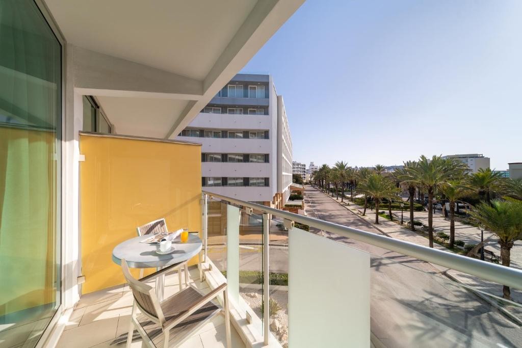 Aquarium View Hotel
