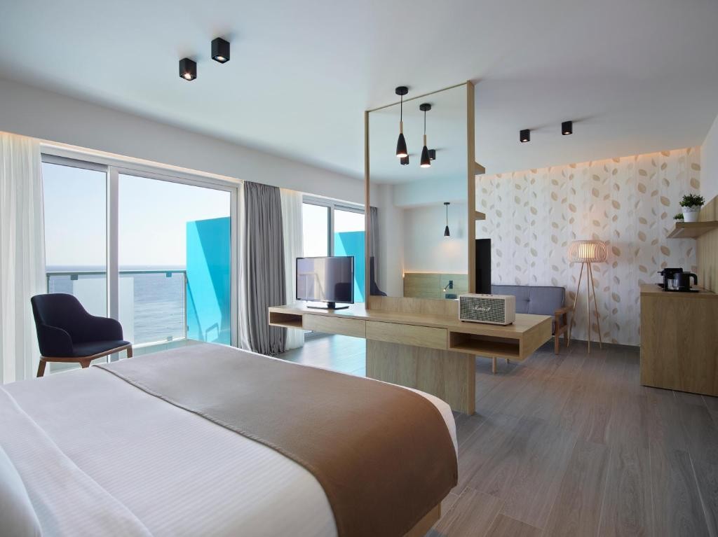 Aquarium View Hotel