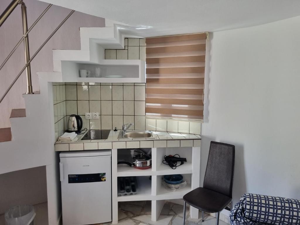PANORAMA STUDIOS & APARTMENTS