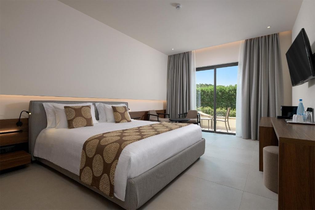 The Ixian Grand & All Suites - Adults Only