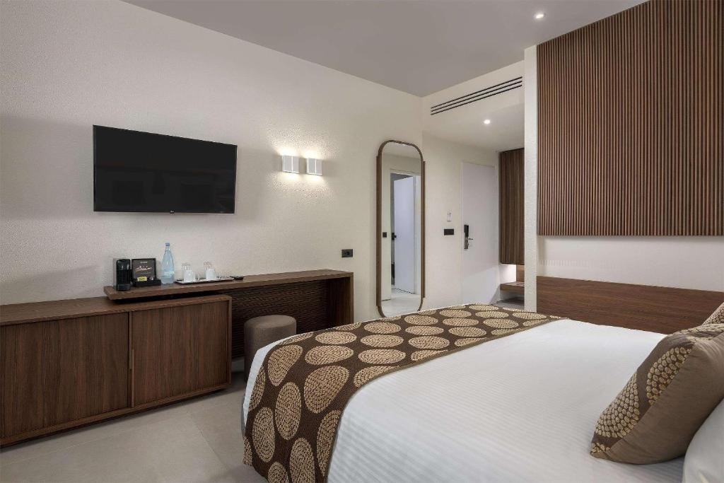 The Ixian Grand & All Suites - Adults Only