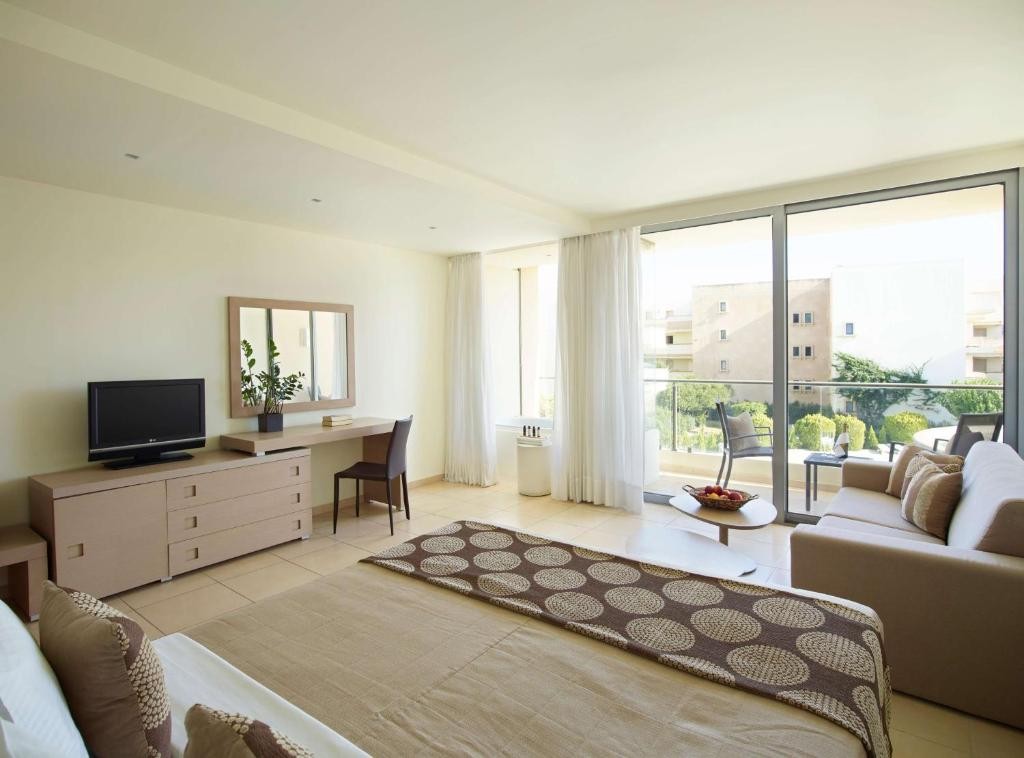 The Ixian Grand & All Suites - Adults Only
